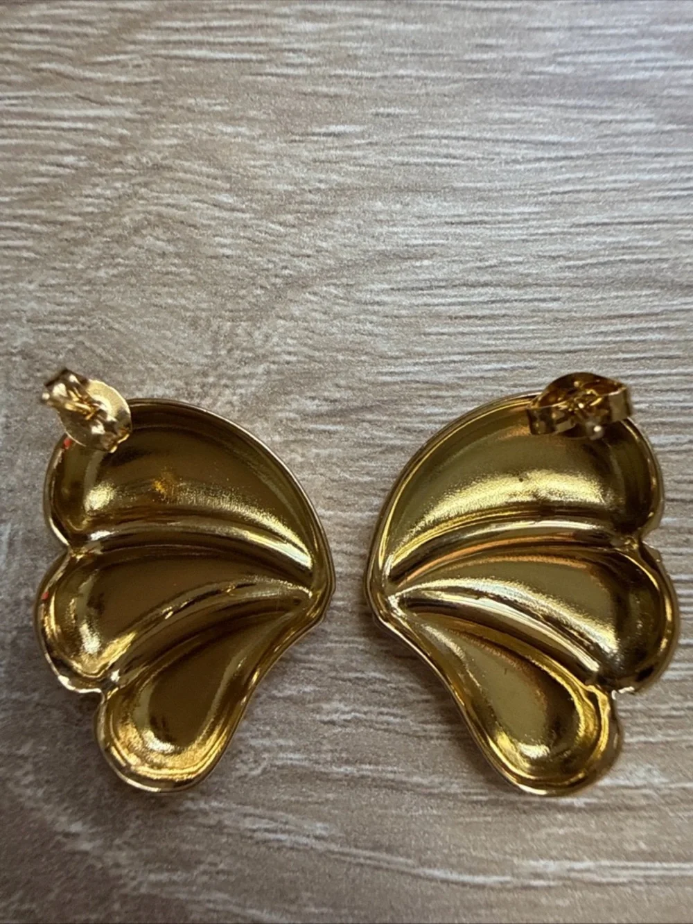 Chunky Gold‎ Wings Earrings 1